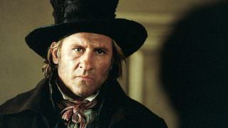 Ator Gérard Depardieu é acusado de estupro na França