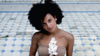 Gabriela Loran, atriz transexual de 'Malhação' posa nua para projeto de fotógrafo