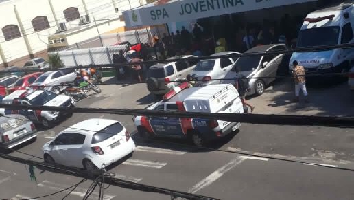 Tiroteio no bairro Compensa deixa três mortos e três feridos; veja o vídeo