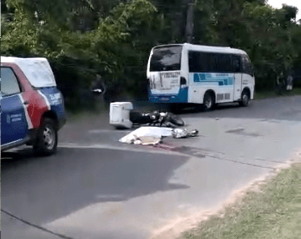 Homem é atropelado por carreta após tentar ultrapassagem, no Distrito
