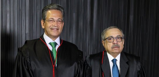 Fernandes e Campbell tomam posse como ministros do TSE