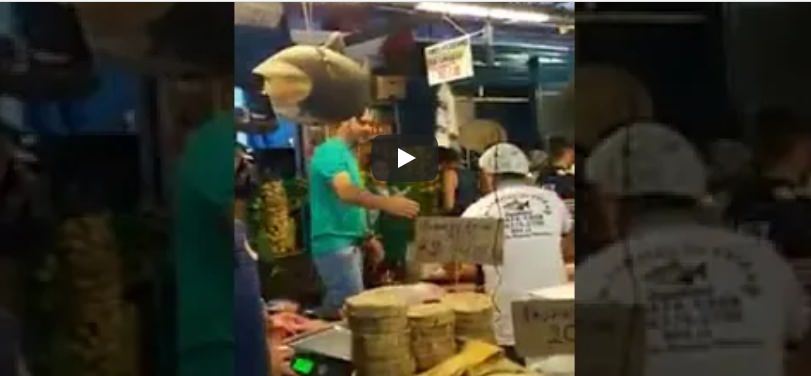 Vídeo flagra ex-vice governador do AM, Henrique Oliveira, xingando feirante