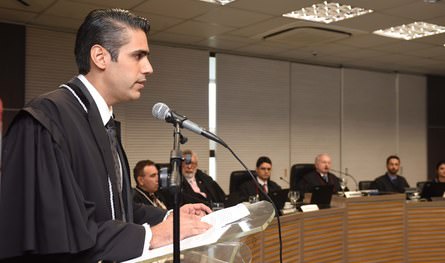Novo juiz substituto é empossado no Tribunal Regional Eleitoral do AM