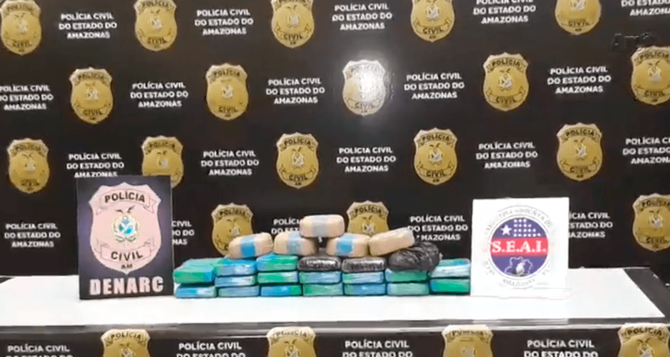 Secretaria Adjunta de Inteligência prende dupla com 25 kg de cocaína avaliada em R$ 620 mil