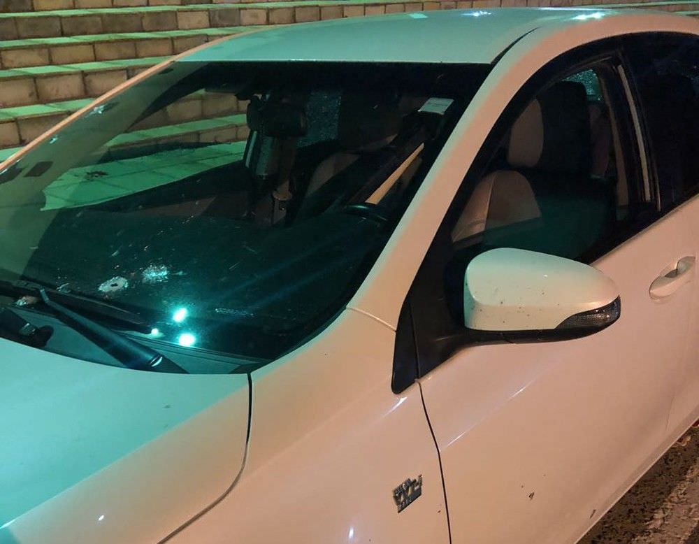 Policiais confundem tacos com arma e matam competidor de sinuca