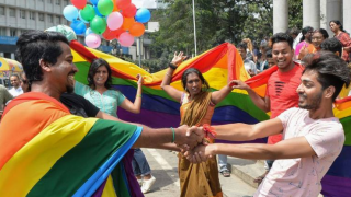 Homossexualidade deixa de ser crime na Índia