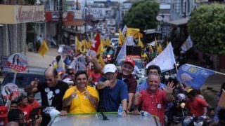 Lideranças políticas de Itacoatiara unem forças e promovem a maior carreata da campanha de Eduardo para esta eleição