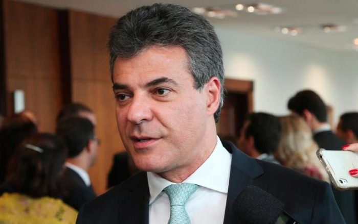 Candidato ao Senado pelo PSDB é preso no Paraná