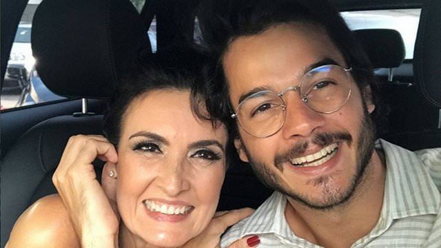 Fátima Bernardes e família financiam campanha de Túlio Gadêlha