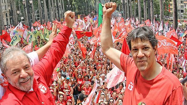 Fernando Haddad faz campanha em Manaus, neste sábado