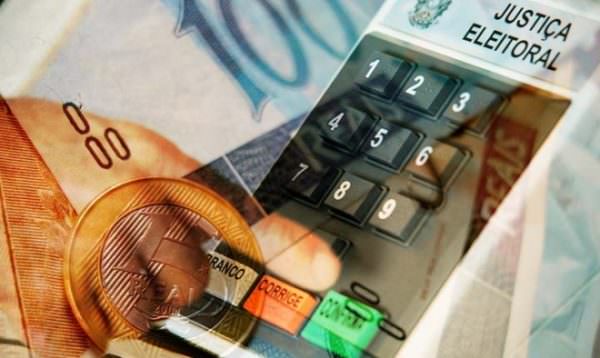 Candidatos devem enviar prestação de contas parcial a partir de hoje