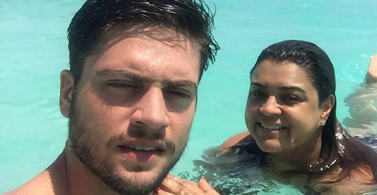 Fã diz que Preta Gil 'comprou um marido' e gera fúria de Rodrigo Godoy
