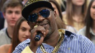 Mulher de Mr. Catra usa redes sociais e fala pela primeira vez após a morte do cantor: ''Entreguei ele nos braços do senhor''
