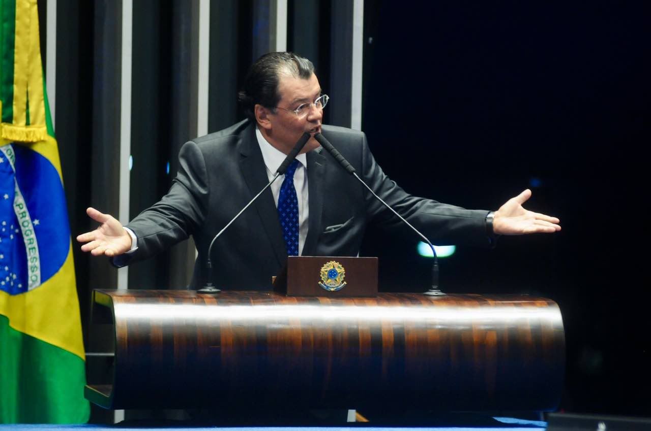 Privatização de empresas distribuidoras de energia é rejeitado no Senado