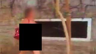 Mulher é flagrada caminhando nua pela rua em plena luz do dia