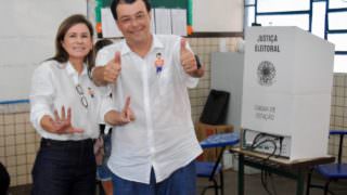 Eduardo vota confiante na retomada do crescimento do país