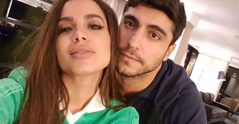 Ex-marido de Anitta reprova beijo em premiação e alega: ''Fiel''
