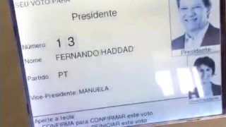 FAKE NEWS: Vídeo em que eleitor digita 1 e aparece a imagem de Haddad é falso