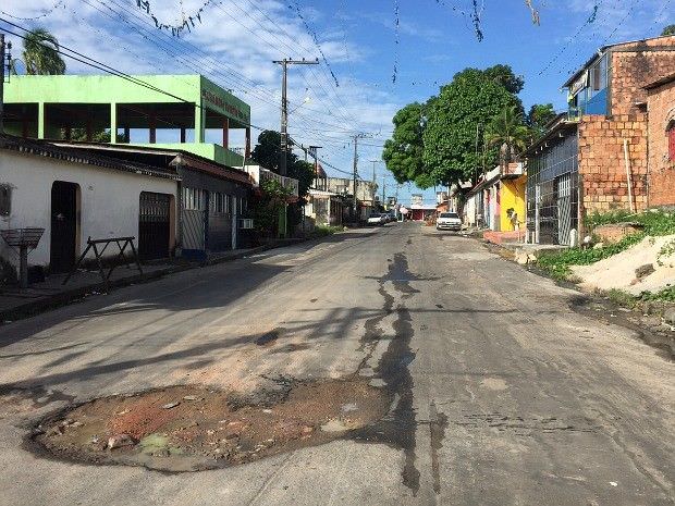 Professor suspeito de abusar de alunas crianças é solto, em Manaus