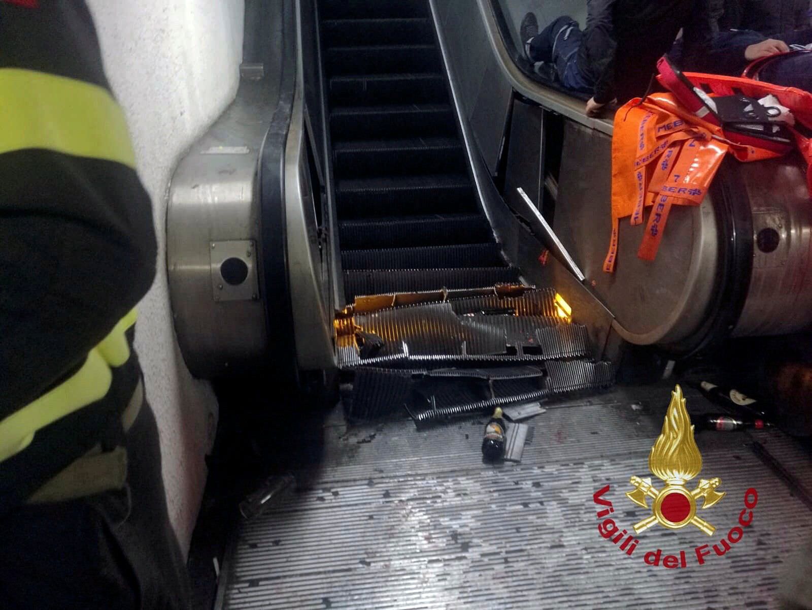 Vídeo flagra pane em escada rolante que deixou cerca de 20 pessoas feridas; assista
