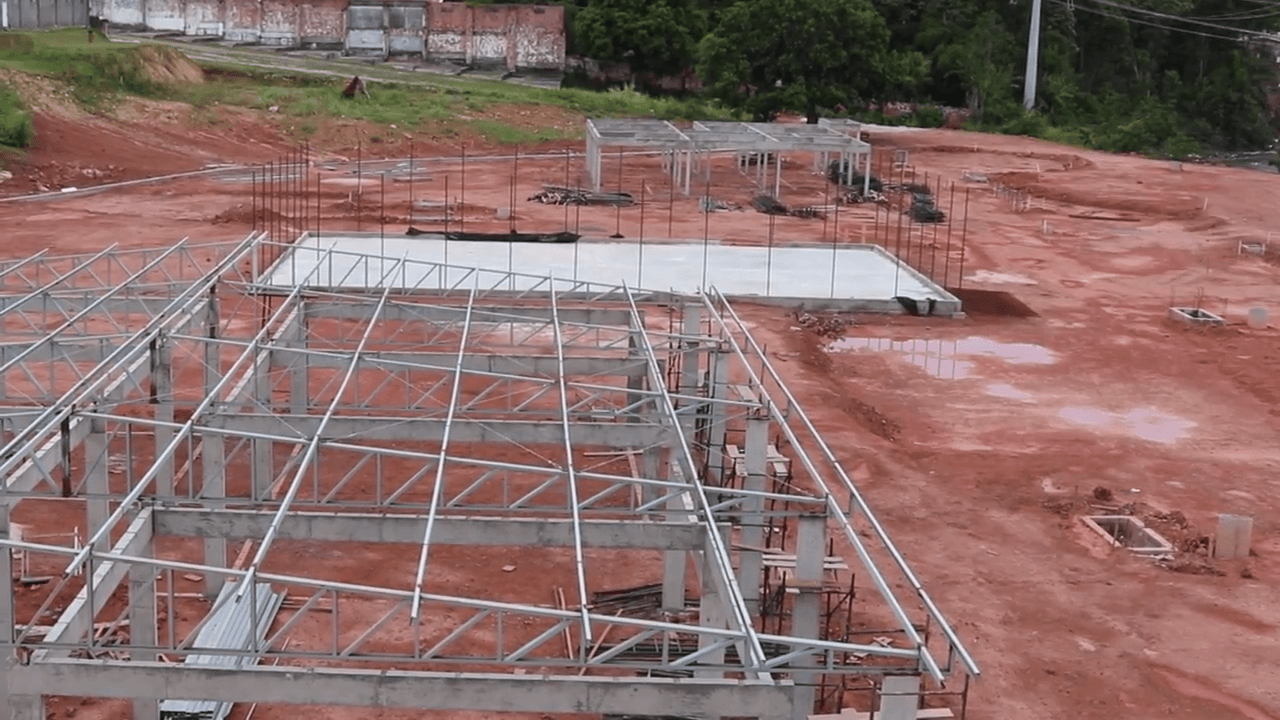 Governo do AM abandona obra do Prosamim no São Jorge