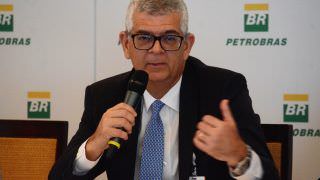 Bolsonaro diz que atual presidente da Petrobras pode ir para o BB