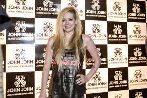 A cantora Avril Lavigne durante evento em São Paulo. (Foto: Bruno Poletti/Folhapress)
