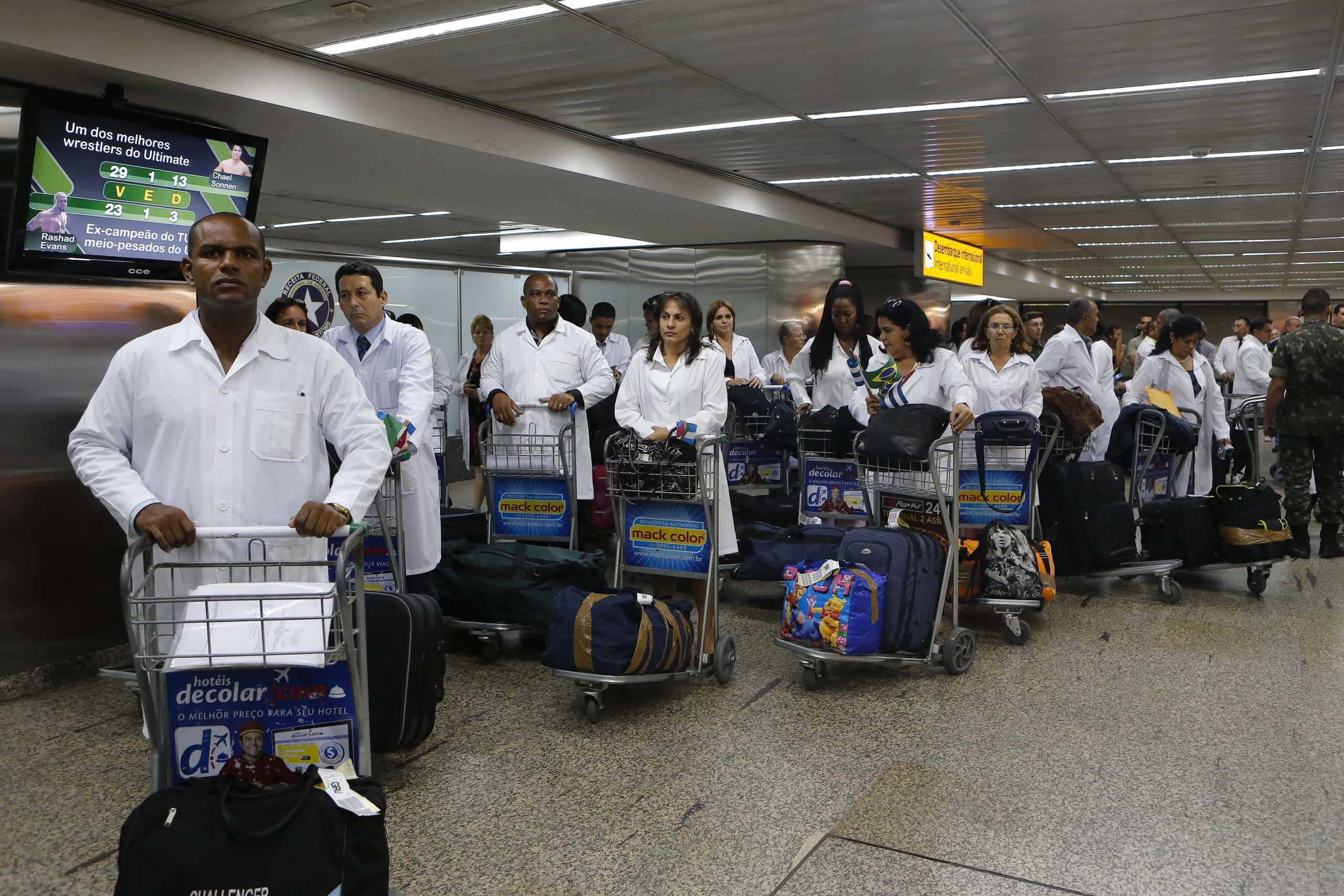 Governo e Opas discutem plano de saída de cubanos do Mais Médicos. (Foto: Moacyr Lopes Junior/Folhapress)