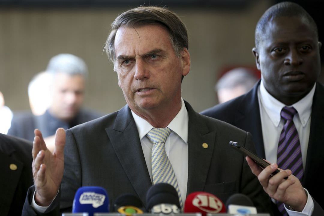 'Se houver indulto para criminosos este ano, será o último', diz Bolsonaro