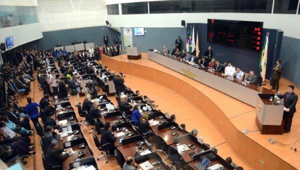 Vereadores querem antecipar votação para a Mesa Diretora da CMM