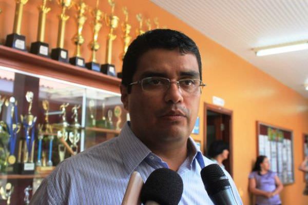 Câmara de Parintins desaprova contas de ex-prefeito da cidade