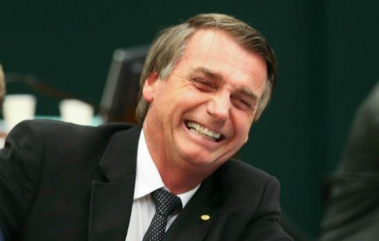 Ignorado em ministérios, partido de Bolsonaro fica dividido
