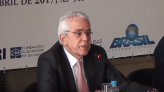 Castello Branco: ‘Política de preço é sinal do nosso atraso’
