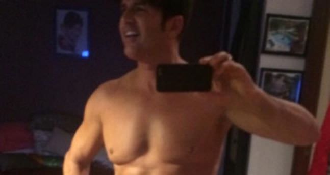 Internautas ressuscitam nude vazada de Dr. Rey e fazem piada