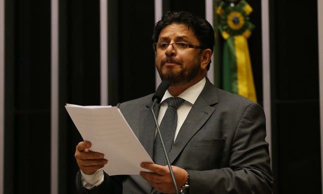 Fábio Ramalho (MDB-MG) diz que é candidato à presidência da Câmara