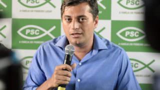 Wilson Lima se reunirá com filho de Bolsonaro em Brasília