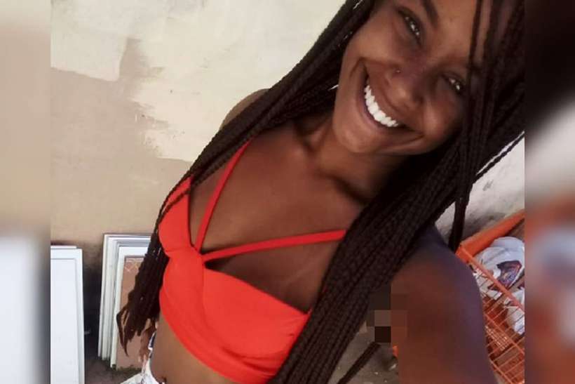 Mãe de aluno assassina outra a facadas dentro de escola