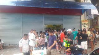 Clientes relatam 'arrastão' no Centro de Manaus; polícia nega
