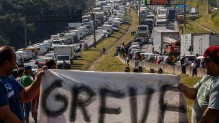 Situação só piorou, dizem caminhoneiros um ano após greve que paralisou o País