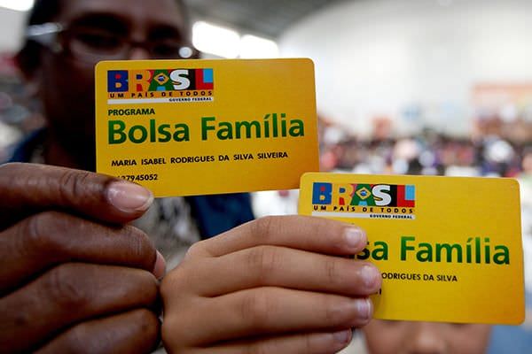 Bolsa Família começa a ser pago a 14 milhões de famílias
