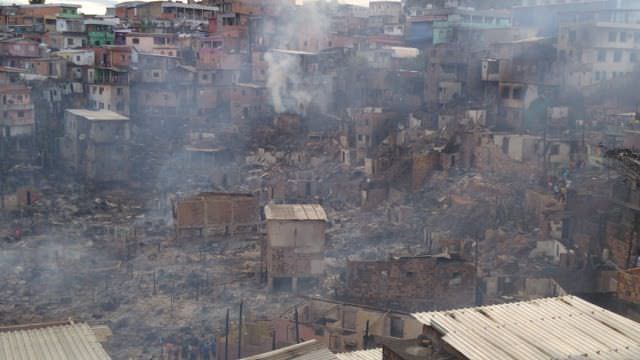 ‘Pode ter sido o maior incêndio urbano de Manaus’, diz Defesa Civil