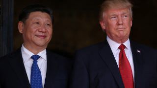 Por telefone, Trump e Xi Jinping conversam sobre acordos comerciais