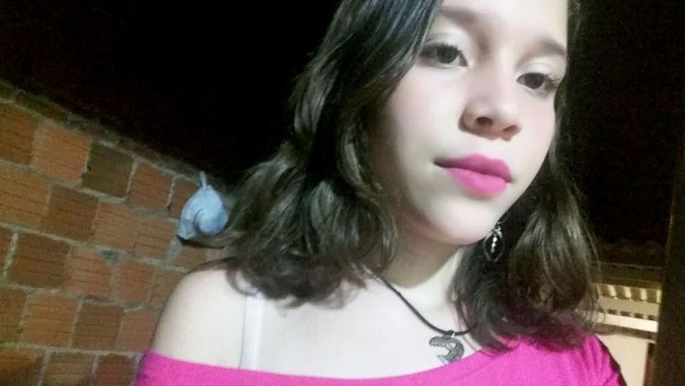 Adolescente de 14 anos é baleada após recusar pedido de namoro