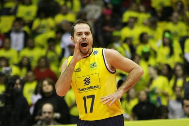Ex-levantador Ricardinho tem contas bloqueadas após denúncia de desvios