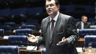 Eduardo Braga é cotado para presidência do Senado Federal
