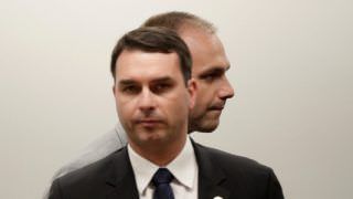 Flávio Bolsonaro tenta suspender investigação do MPF pela 3ª vez