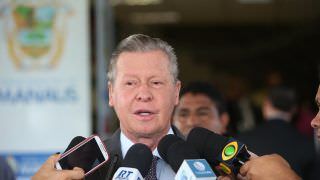 Contas de Arthur Neto são aprovadas com 13 recomendações