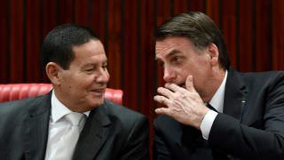 Bolsonaro confronta governadores e exclui todos do Conselho da Amazônia