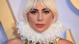 Lady Gaga afirma que não trabalhará mais com R. Kelly