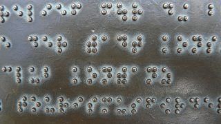 Braille: especialistas dizem que há avanços, mas ainda muito trabalho